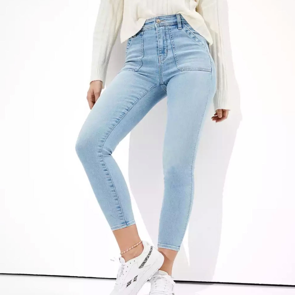 American Eagle Super High-Waisted Jegging Crop Jeans sz 4 Reg